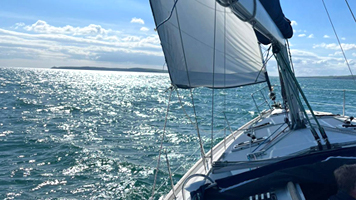 Screenshot of Yacht Charters